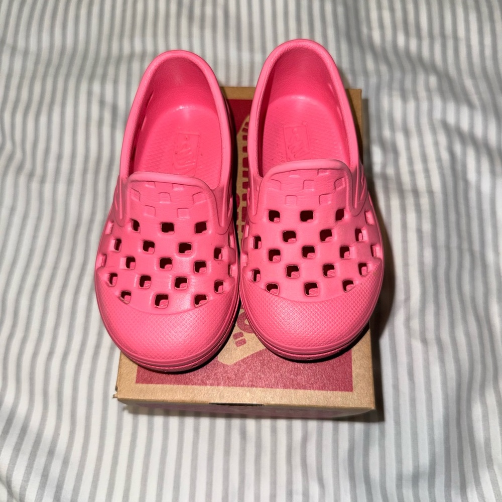 Vans Slip-On Trk toddler size 5